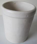 crèmekleurige bloempot met rand, Rond, Binnen, Ophalen of Verzenden, Zo goed als nieuw
