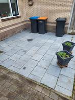 Gratis Straatstenen, koppelstones zelf uithalen, Ophalen, Gebruikt, Beton, Klinkers