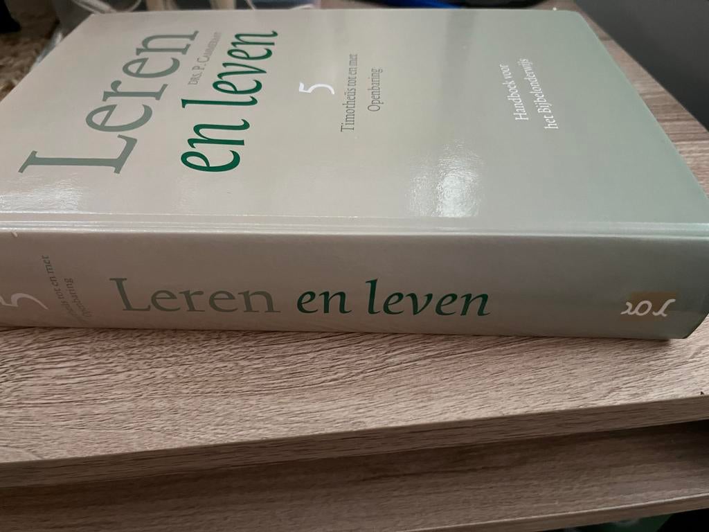 Leren en leven 5 - Handboek Bijbelonderwijs - P. Cammeraat, Boeken, Overige Boeken, Verzenden, Zo goed als nieuw