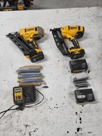 VRIJWEL NIEUW: Set met 2 DeWalt Tackers en toebehoren, Ophalen, Zo goed als nieuw, Overige typen
