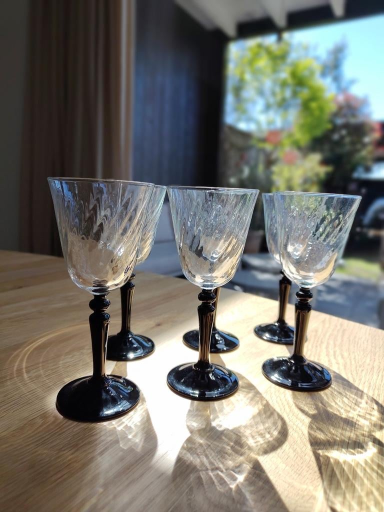 Set van 6 vintage wijnglazen met zwarte voet, Ophalen of Verzenden