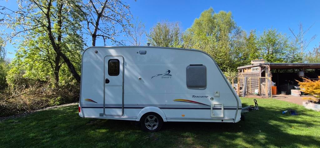 Mooie Swift Toscane, Standaardzit, Particulier, Kachel, 5 tot 6 meter