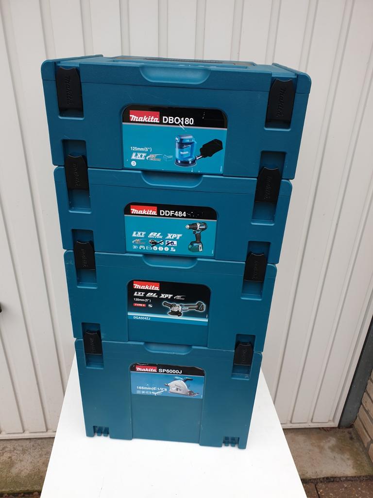 Makita M-Boxen, Ophalen, Zo goed als nieuw