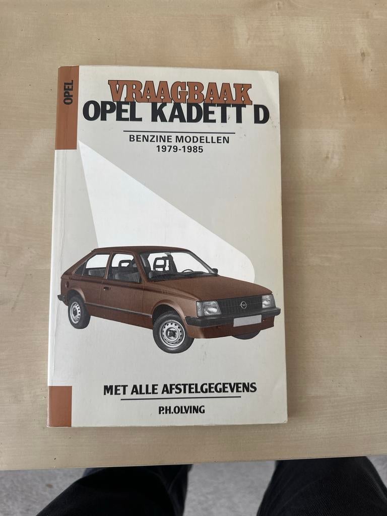 Vraagbaak Opel Kadett D Benzine Modellen 1979-1985, Ophalen of Verzenden, Gelezen, Opel