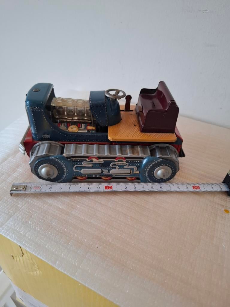 Blikken Robot tractor made in Japan mist de Robot helaas zie, Ophalen of Verzenden