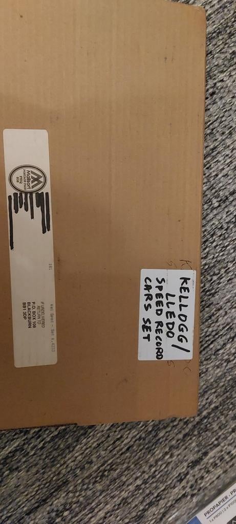 Historische racing set met 4 auto's van lledo, Hobby en Vrije tijd, Modelbouw | Auto's en Voertuigen, Overige merken, Auto, Groter dan 1:32