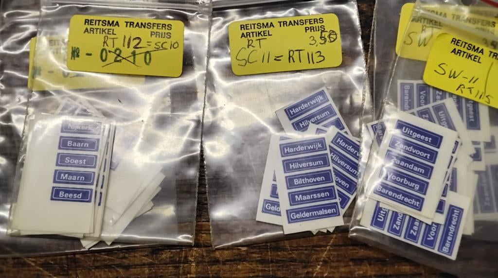 NS Reitsma transfers van af 4 euro een zakje
Zie foto's voor, Hobby en Vrije tijd, Modeltreinen | H0, Overige merken, Gelijkstroom of Wisselstroom