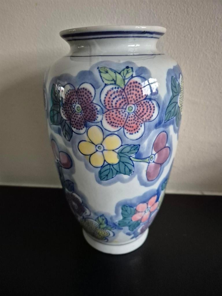 Overig1 - Vrolijke gekleurde Chinese vaas (1), Antiek en Kunst, Ophalen