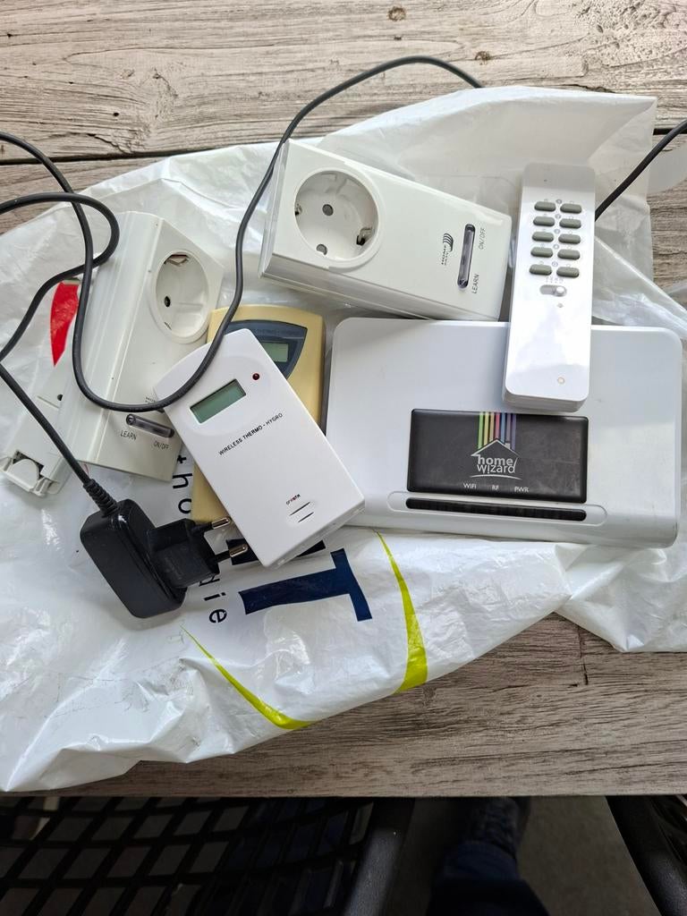 Homeautomation set - HomeWizard, draadloze schakelaars, Gebruikt, Kunststof, Ophalen of Verzenden, Modern