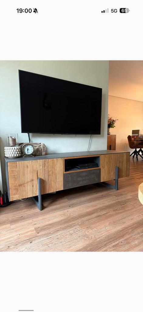 Houten tv meubel, Ophalen, 150 tot 200 cm, Zo goed als nieuw, Minder dan 100 cm