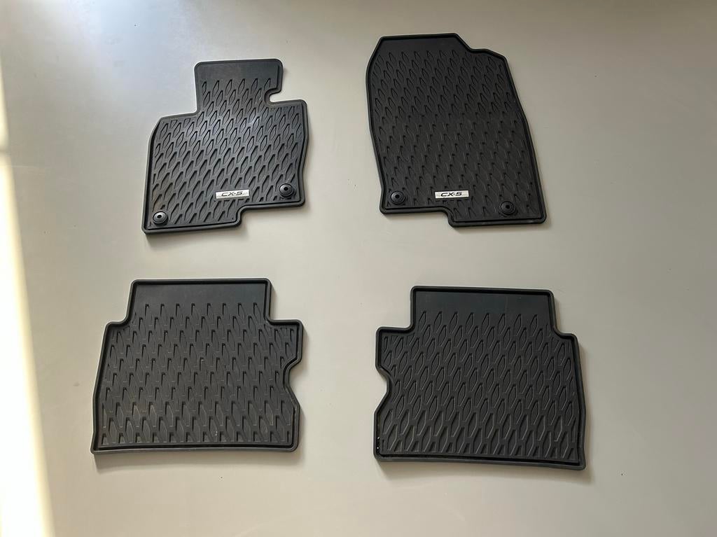 Rubberen mattenset Mazda CX5 (2018), Ophalen, Gebruikt
