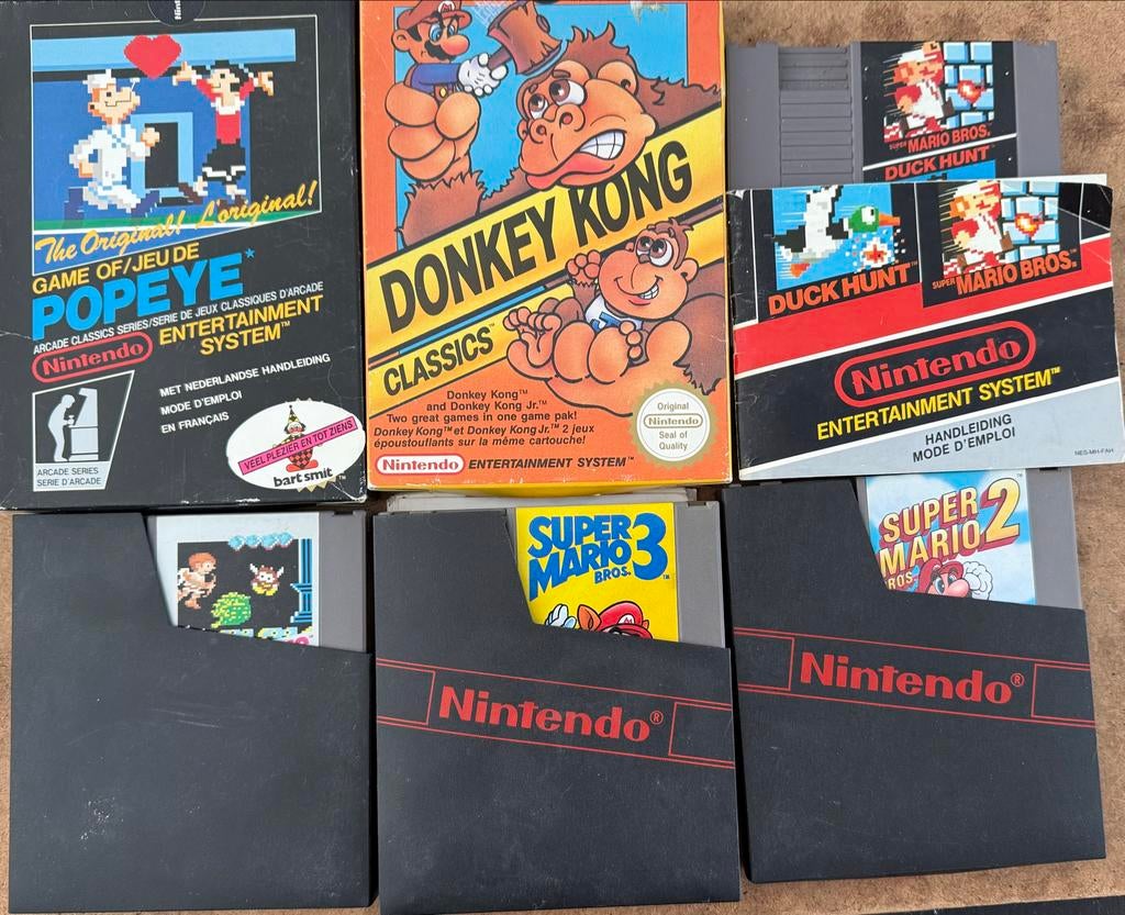 Nintendo NES console met 3 controllers zapper 7 spellen, Gebruikt, 2 spelers, Eén computer, Ophalen of Verzenden