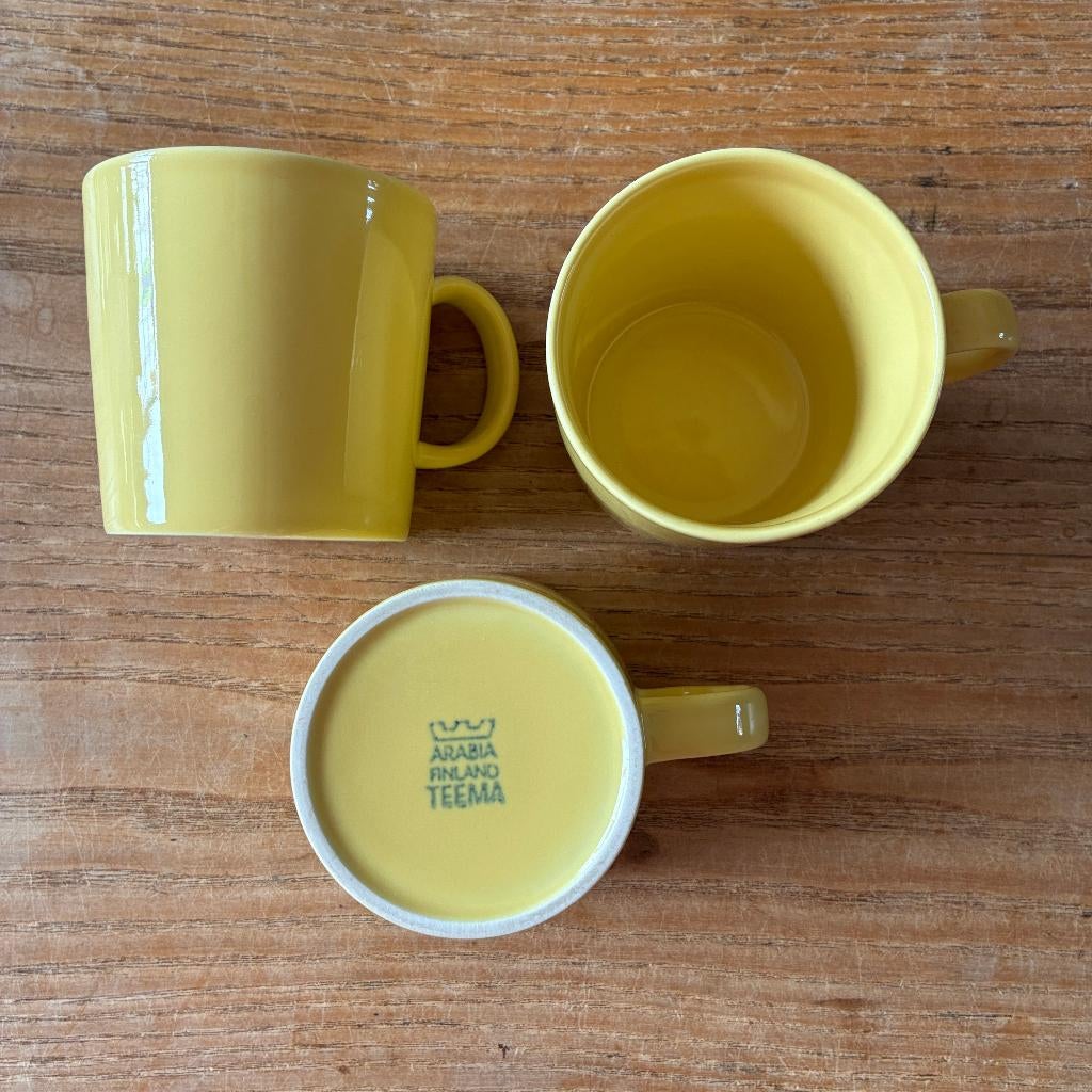 3 Vintage gele Teema Arabia Finland mokken, Keramiek, Ophalen of Verzenden, Zo goed als nieuw, Overige stijlen