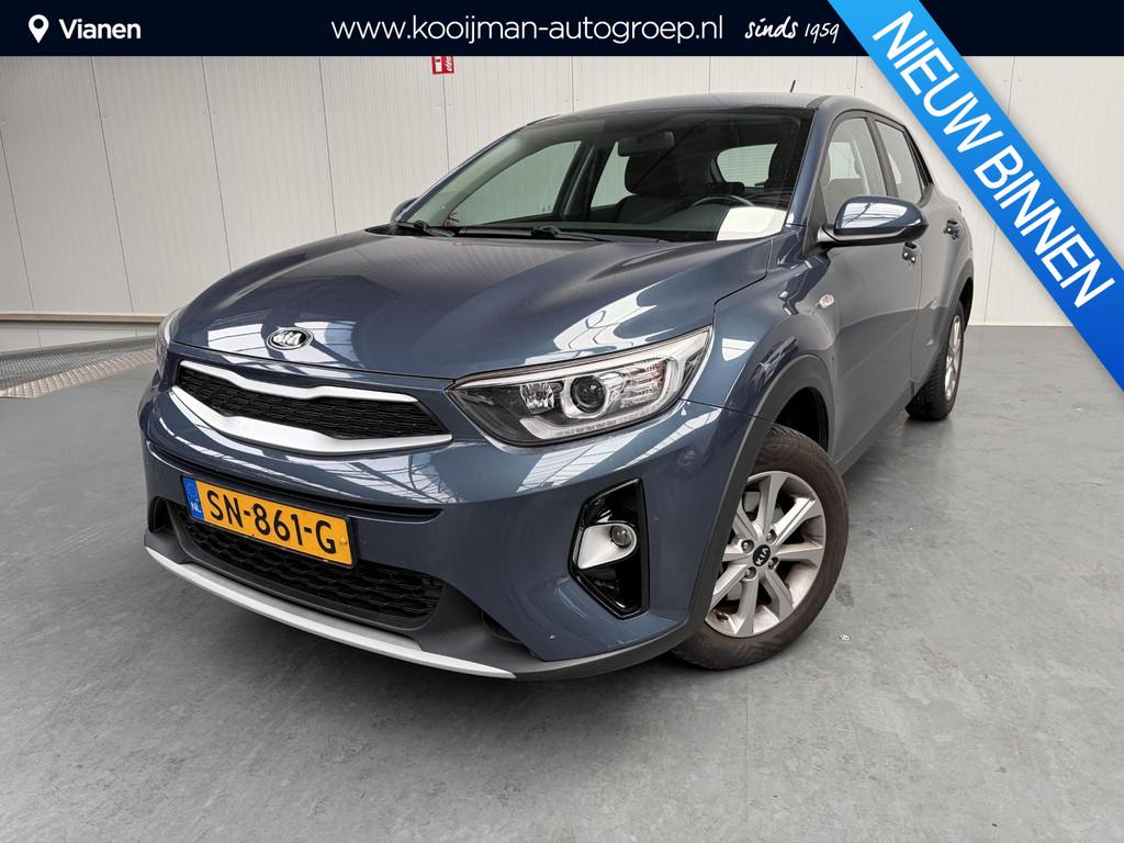 Kia Stonic 1.2 MPi ComfortPlusLine Navigator, Auto's, Kia, Voorwielaandrijving, Euro 6, Blauw, Origineel Nederlands