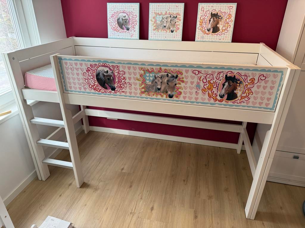Complete Lifetime kinderkamer. Bed, kast en bureau, Kinderen en Baby's, Kinderkamer | Complete kinderkamers, Ophalen, Gebruikt