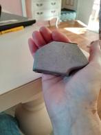 Chocolade mal varkentje, Ophalen