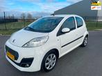 Peugeot 107 1.0 Active|Automaat|Airco|Apk 12-2026|5drs|Led|N, Auto's, Peugeot, Euro 5, Stof, Gebruikt, Zwart