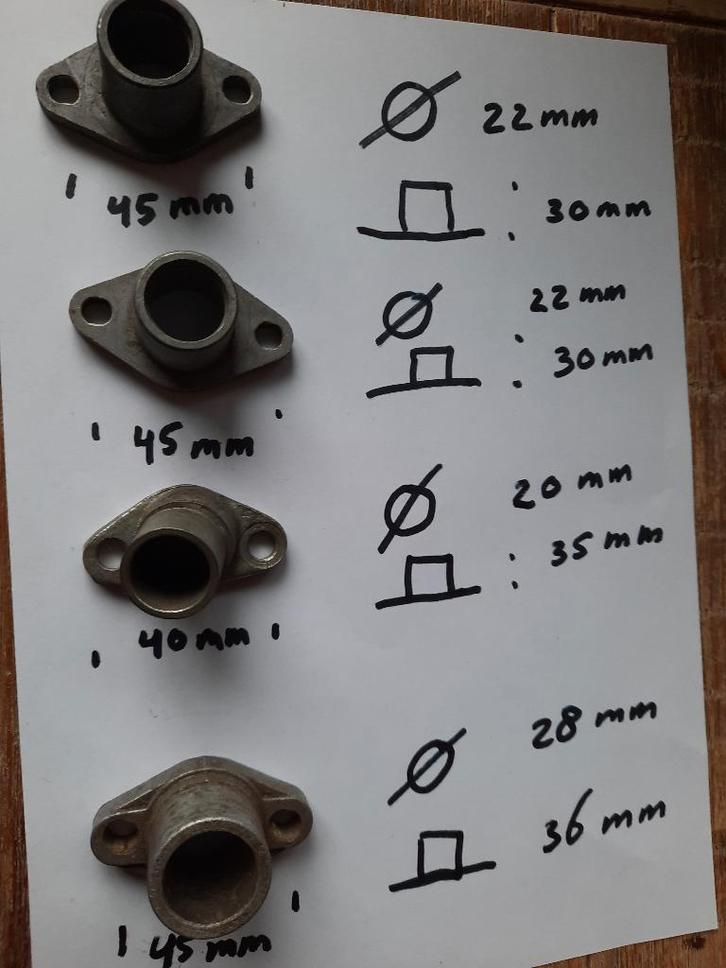 N.O.S 6 x oldtimer spruitstukjes maten zie foto's, Fietsen en Brommers, Brommeronderdelen | Oldtimers, Nieuw, Overige merken, Carburateur