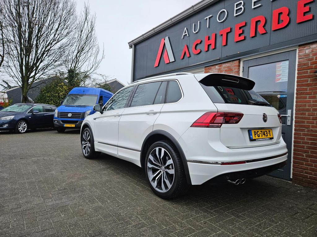 Volkswagen Tiguan 1.4 TSI Comfortline Business R-Design! Pan, Auto's, Voorwielaandrijving, 125 pk, Gebruikt, Euro 6