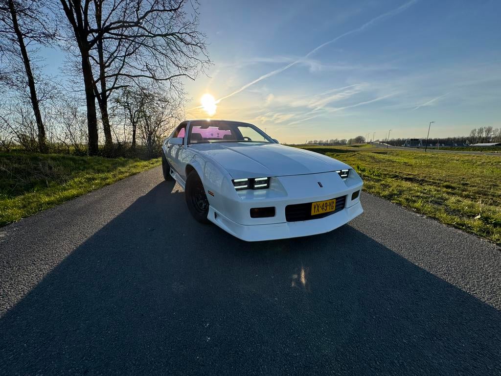 Chevrolet camaro 1984 wegenbelastingvrij targa, Auto's, Chevrolet, Wit, Handgeschakeld, Particulier, LED verlichting