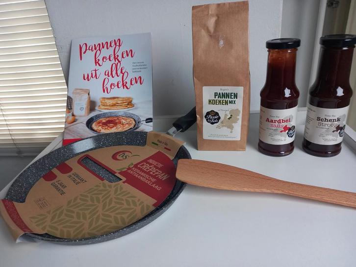 Pannenkoekenset postcodeloterij, Huis en Inrichting, Keuken | Potten en Pannen, Nieuw, Koekenpan of Braadpan, Overige materialen