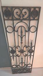 Antiek Frans gietijzeren rooster
100 cm hoog, Ophalen