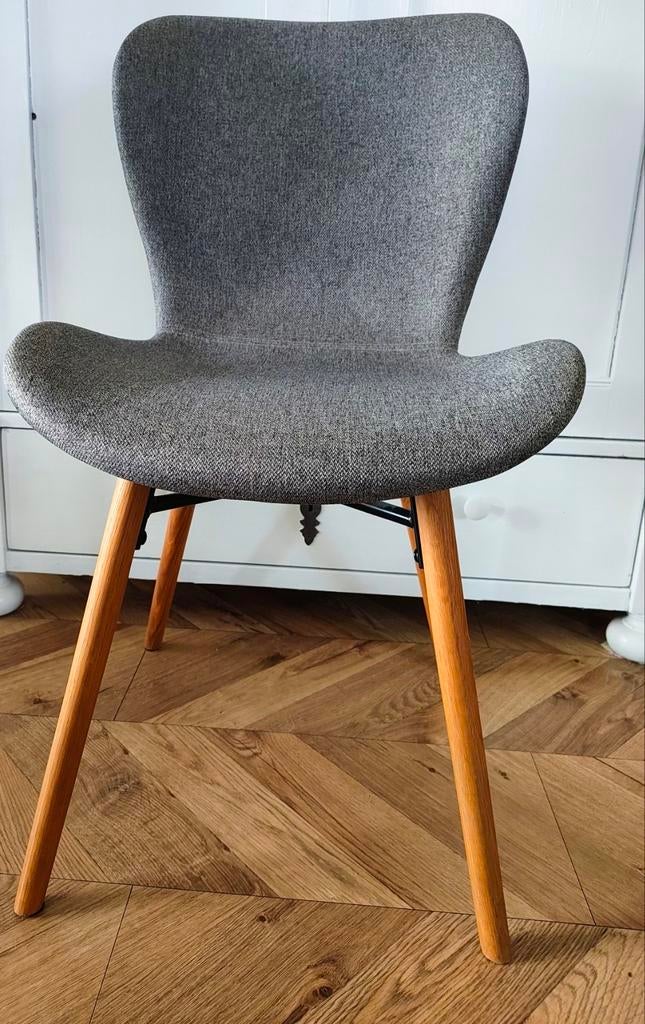 Mooie grijze stoffen (eetkamer)stoel, Ophalen, Modern/eigentijds, Zo goed als nieuw, Stof