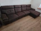 Mooie hoekbank met lounge en electrisch zitgedeelte, Huis en Inrichting, Banken | Complete zithoeken, Ophalen, Zo goed als nieuw
