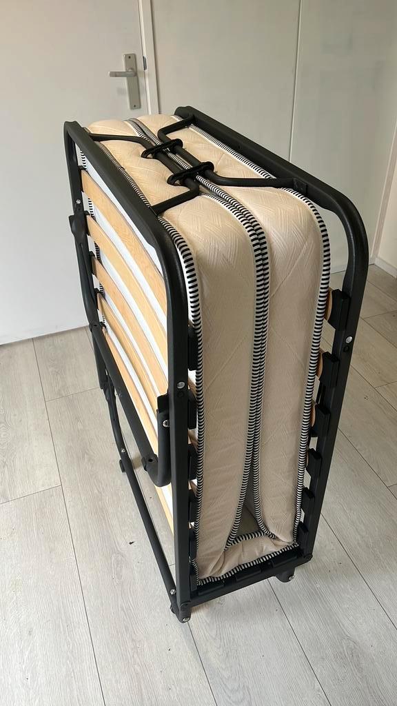 Vouwbed eenpersoons, Huis en Inrichting, Slaapkamer | Slaapbanken, Zo goed als nieuw, 90 cm, 190 cm of minder, Eenpersoons, Ophalen