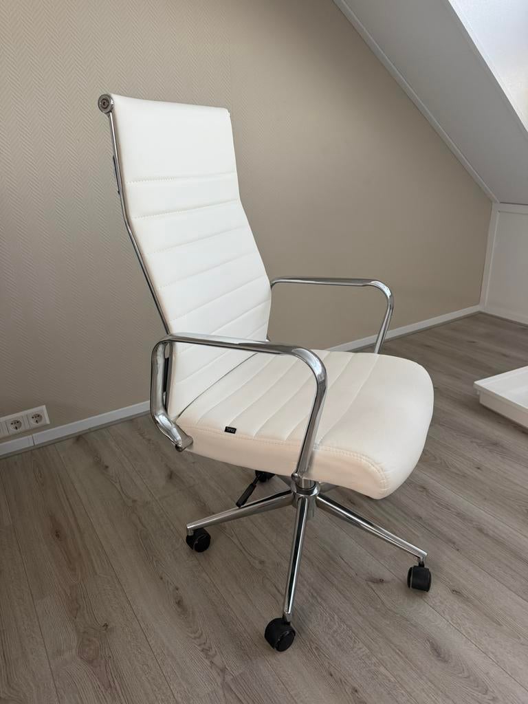 Bureaustoel wit - echt leer (Paal), Huis en Inrichting, Bureaustoelen, Ophalen, Zo goed als nieuw, Wit