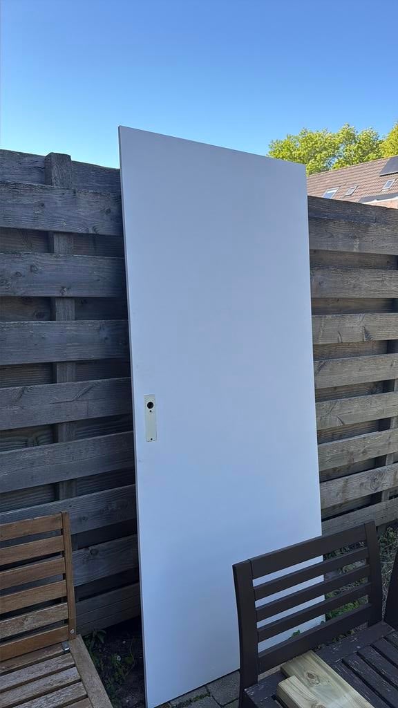 Opdekdeur rechts (+- 83x201,5cm) - GRATIS AFHALEN, Doe-het-zelf en Verbouw, Deuren en Horren, Ophalen, Gebruikt, 80 tot 100 cm