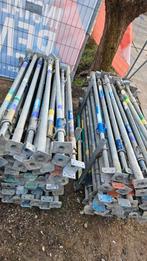 100 stempels in goede staat | bouwstempels | schroefstempels, Doe-het-zelf en Verbouw, Steigers, Ophalen, Zo goed als nieuw, Overige typen