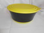 Tupperware Eleganzia Kom Zwart/Geel 2,3L NIEUW, Huis en Inrichting, Ophalen of Verzenden, Nieuw, Geel, Bak of Kom