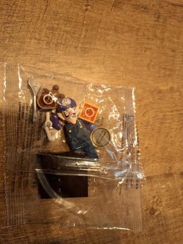 Waluigi Figuur met Accessoires beschikbaar voor biedingen