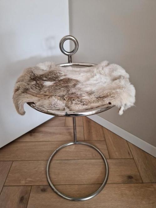 Nolitha bijzettafel. Tekst lezen!!!, Huis en Inrichting, Tafels | Bijzettafels, Gebruikt, Rond, Minder dan 55 cm, Hout, Ophalen