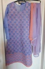 Paarse Indiase Hindoestaanse 3-delige pak met borduurwerk, Desi kleding, Paars, Nieuw, Ophalen of Verzenden