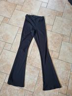 Zwarte flared rib broek maat 36, Zwart, Ophalen of Verzenden, Zo goed als nieuw, Maat 36 (S)