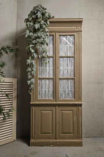 Antieke XXL Franse schoolkast vintage winkelkast buffetkast beschikbaar voor biedingen