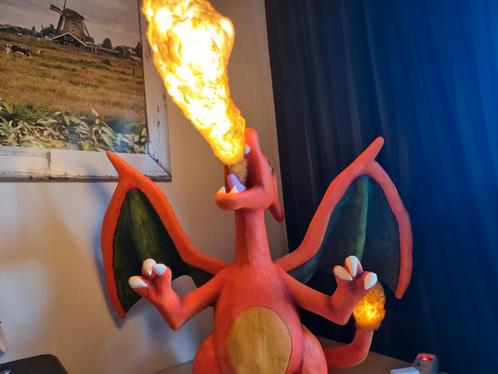 Gaaf figuur #Charizard met led verlichting, Verzamelen, Poppetjes en Figuurtjes, Nieuw, Ophalen