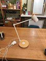 IKEA Lamp met Draadloze Oplader, Ophalen of Verzenden, Zo goed als nieuw, Hout, Minder dan 50 cm