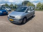 Opel Zafira 1.6 bwj 2002 met airco 7 persoons met apk, Auto's, Voorwielaandrijving, 74 €/maand, 4 cilinders, 7 stoelen