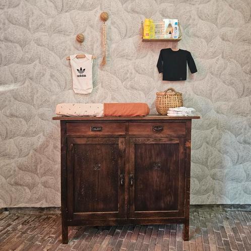Mooie eikenhouten commode dressior, Kinderen en Baby's, Kinderkamer | Commodes en Kasten, Zo goed als nieuw, Ophalen