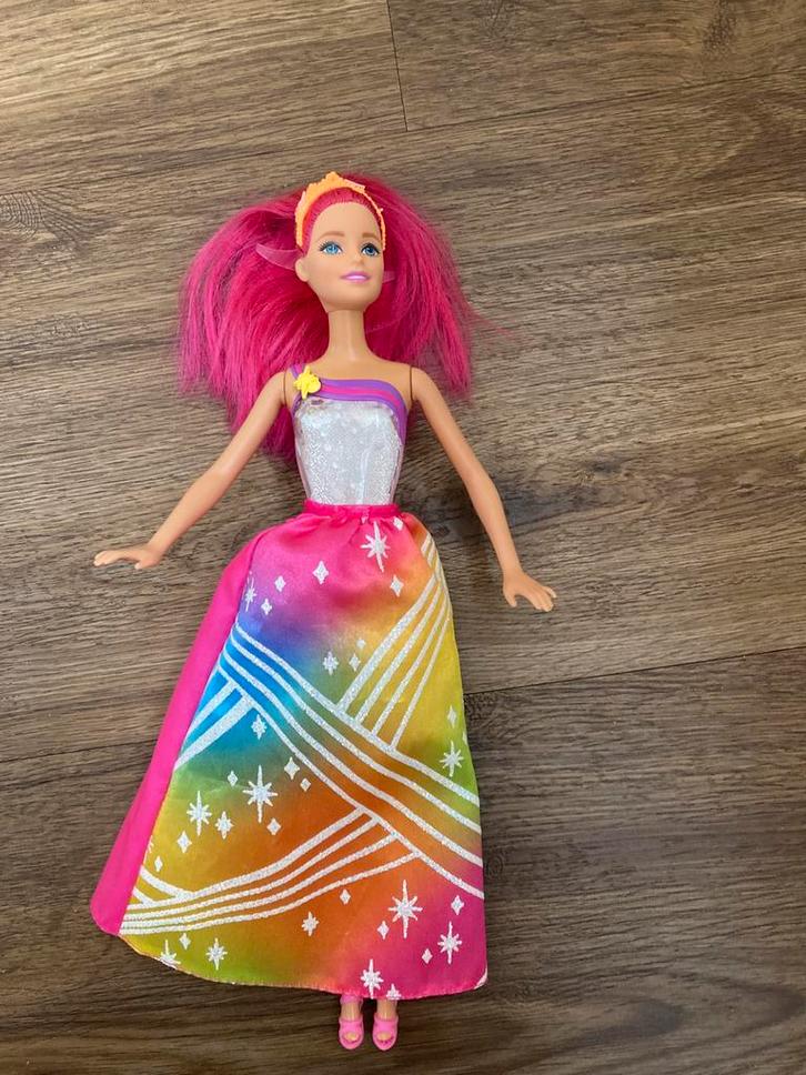 Dreamtopia Barbie Fairy Rainbow Princess!, Kinderen en Baby's, Speelgoed | Poppen, Zo goed als nieuw, Barbie, Ophalen of Verzenden