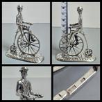 Zilver, fors zilveren miniatuur Velocipede met fietser, Ophalen of Verzenden, Zilver