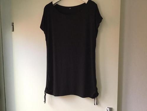 ZWART TSHIRT LARGE WIJDE HALS, Kleding | Dames, T-shirts, Zo goed als nieuw, Korte mouw, Ophalen