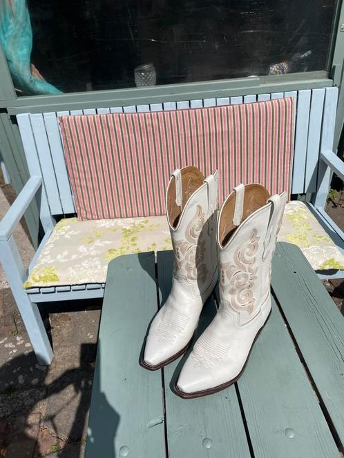 Mooie bootstock laarzen 39, Kleding | Dames, Schoenen, Zo goed als nieuw, Overige typen, Wit, Ophalen of Verzenden