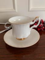 Royal Albert kop en schotel, Val D’or, Ophalen of Verzenden, Zo goed als nieuw, Porselein, Kop en/of schotel