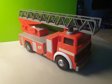 Dickie - Iveco Ladderwagen Brandweer [rood] 1/25 beschikbaar voor biedingen