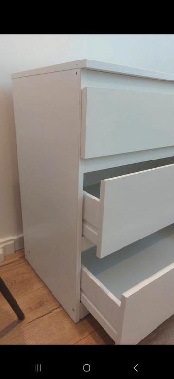 Malm kastje Ikea beschikbaar voor biedingen