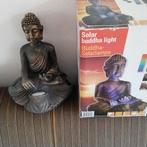 Boeddha op zonne-energie - Nieuw in doos, Tuin en Terras, Tuinbeelden, Ophalen of Verzenden, Nieuw, Kunststof, Boeddhabeeld